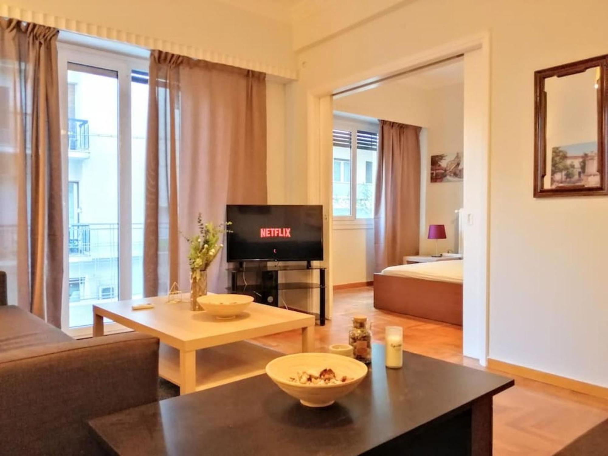 Comfortable Apartment In Acropolis Atena Exterior foto