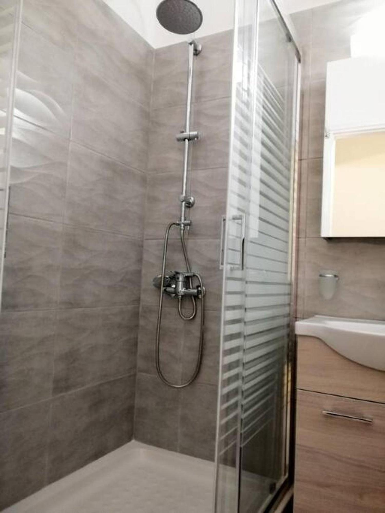 Comfortable Apartment In Acropolis Atena Exterior foto