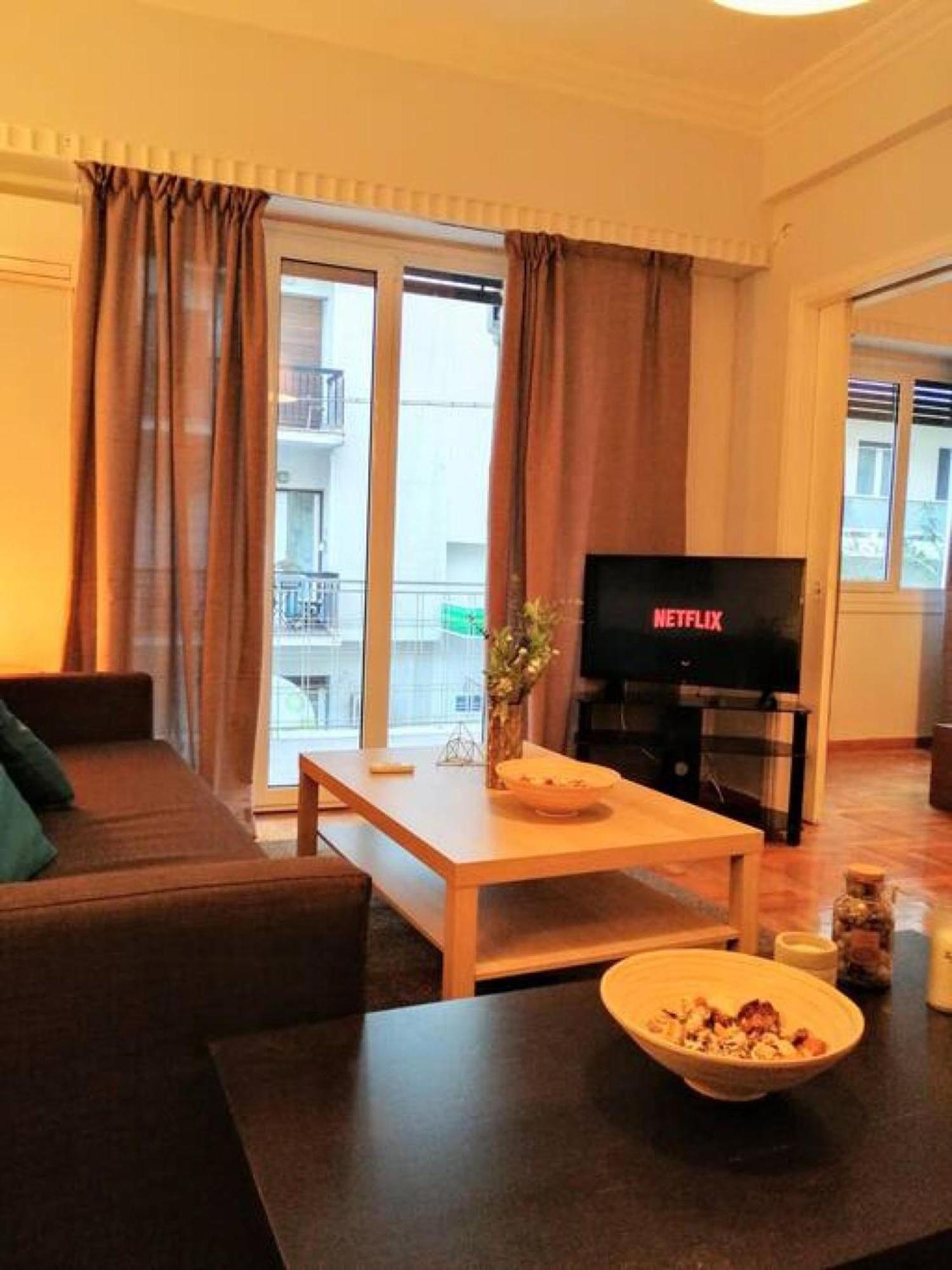 Comfortable Apartment In Acropolis Atena Exterior foto
